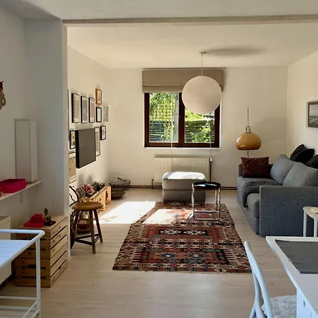 Charmantes Wolf Schaefer *